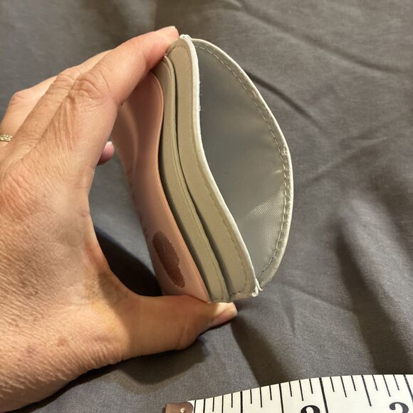 Bioworld Cardholder Disney Pixar WALL-E EVE Chibi Heart Boot Card Holder Wallet - Picture 4 of 9